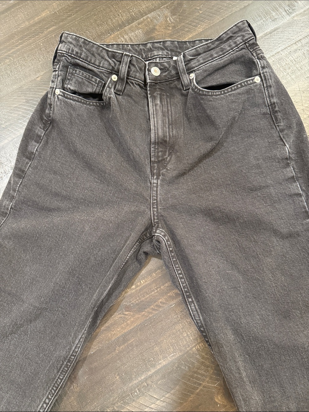 Coupe High-Rise Black Wash Slim Straight-Leg Jeans Size 6